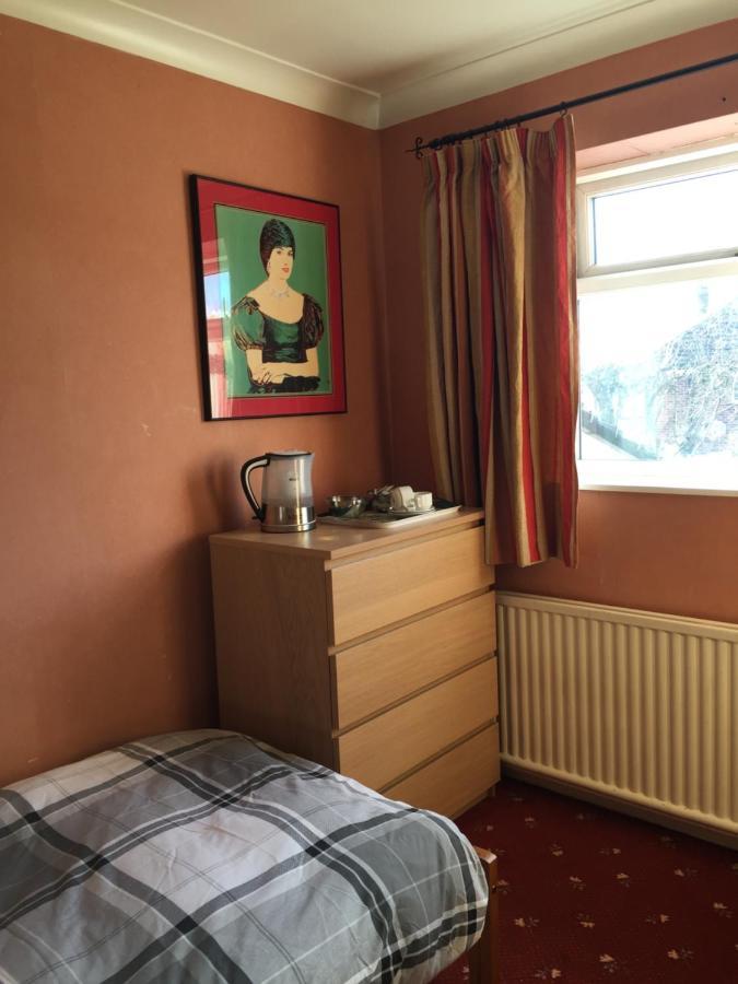 Hotel 5 Ravenhurst Drive Walsall Ngoại thất bức ảnh
